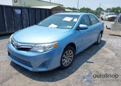 2013 Toyota Camry Le z USA, uszkodzony, nr VIN 4T1BF1FK8DU678723
